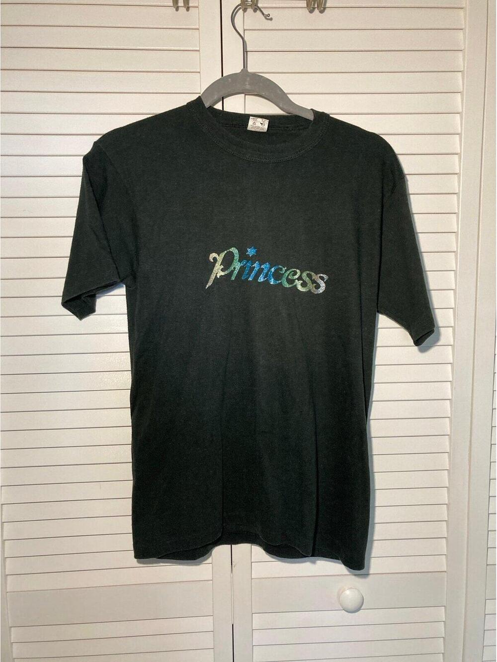 Vintage Graphic T-Shirt Princess